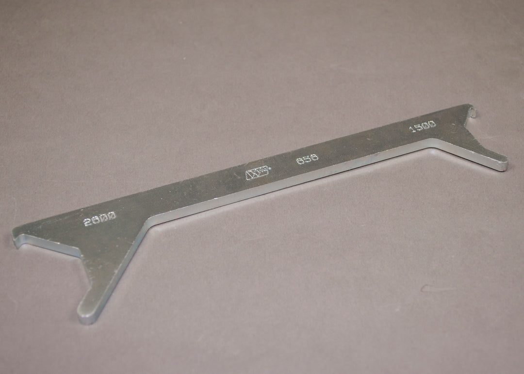 28V .06A T3-1/4  WEDGE BASE