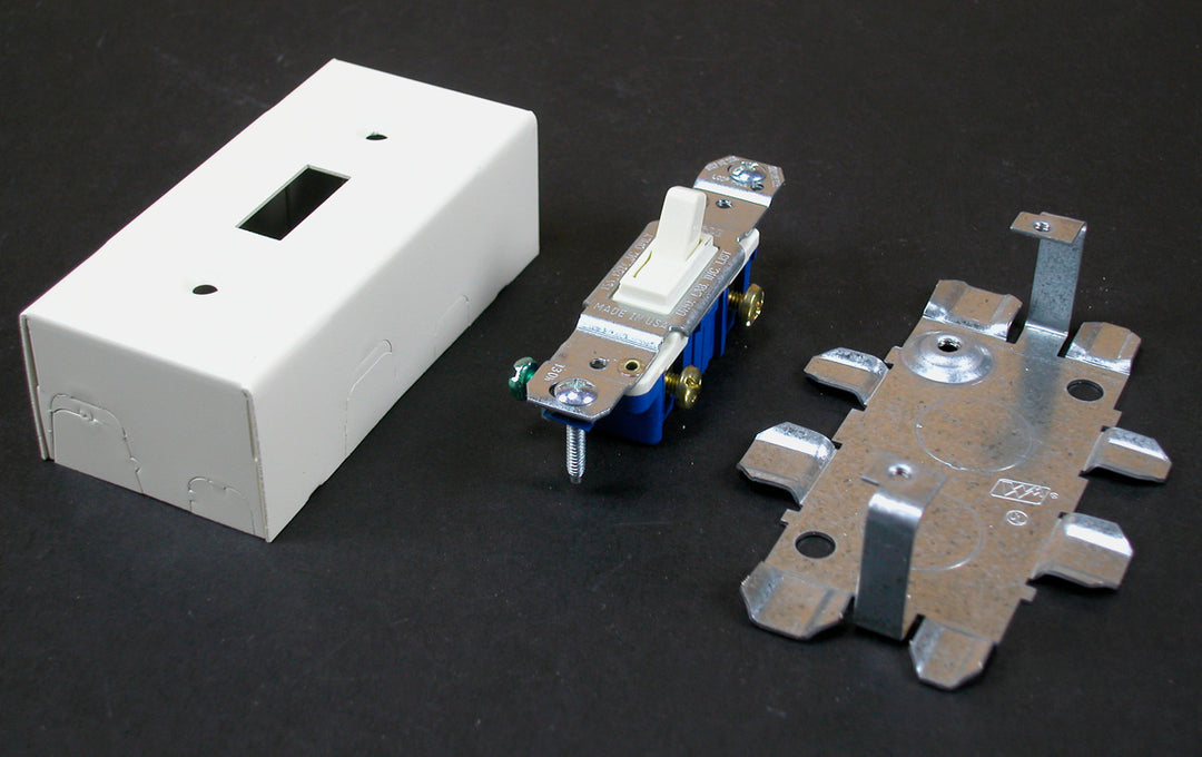 STL SGL POLE SWITCH & BOX IVORY