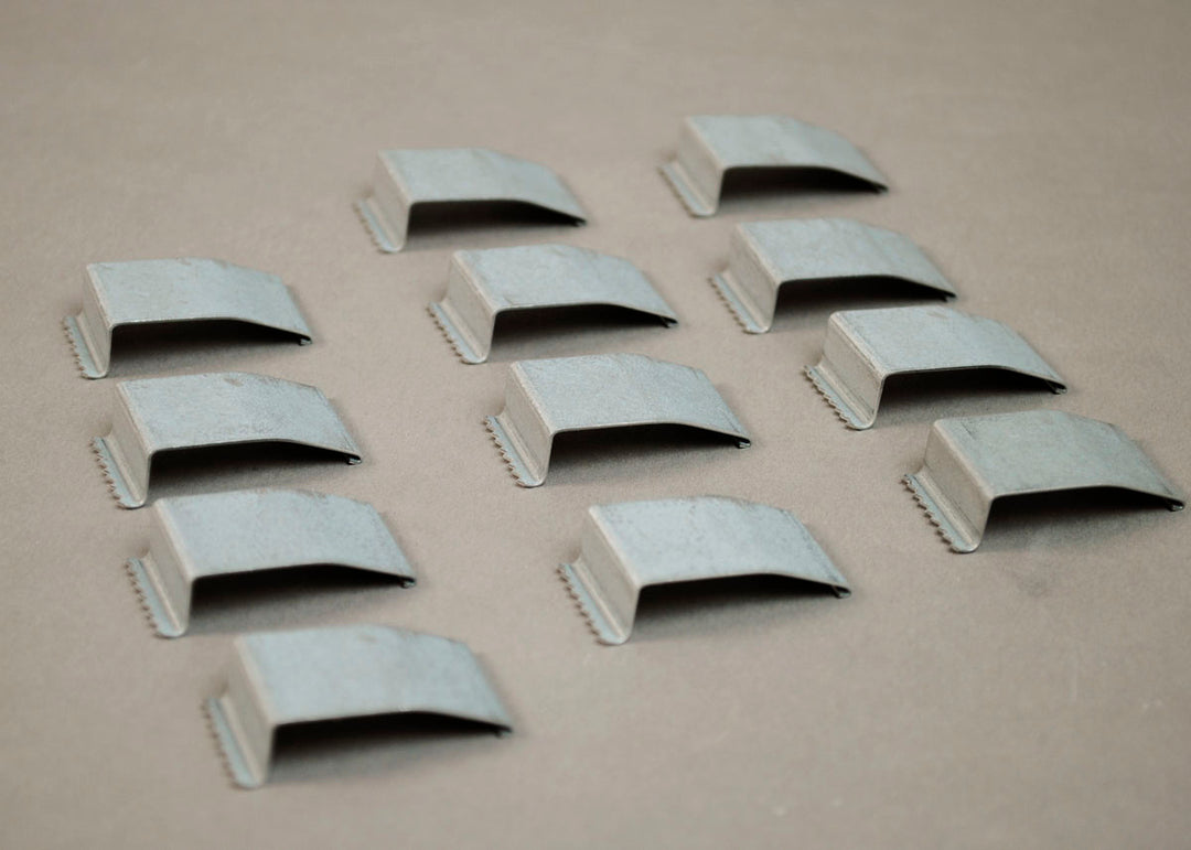 OVER FLOOR RACEWAY WIRE CLIPS