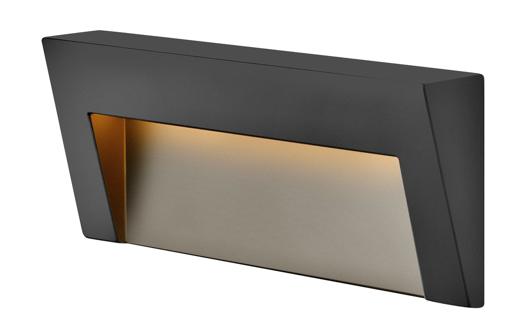 Deck Sconce Wide Horizontal