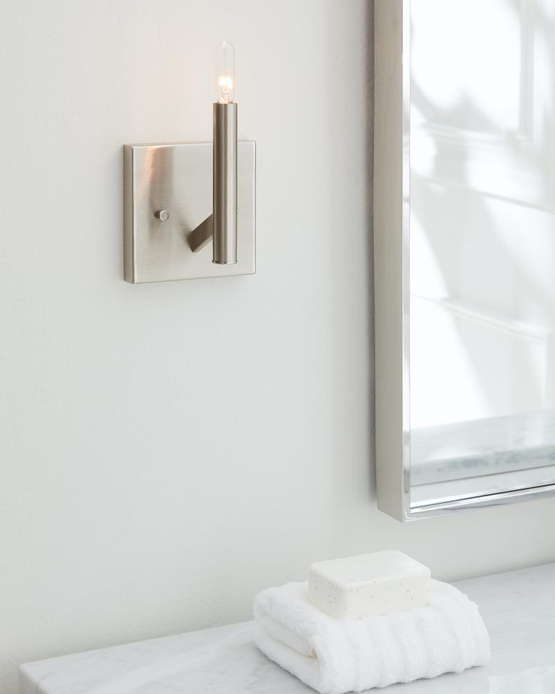 Vector One Light Wall / Bath Sconce