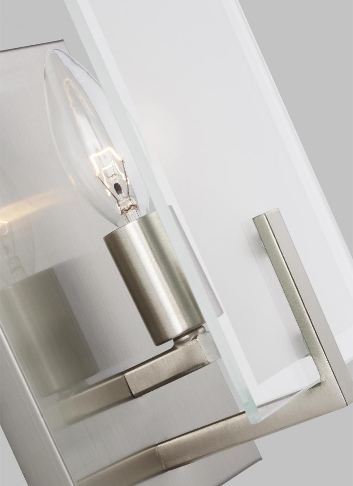 Syll One Light Wall / Bath Sconce