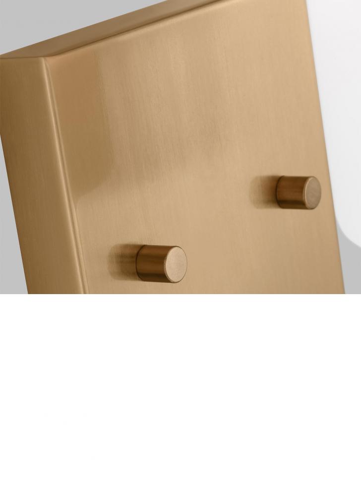 Oak Moore One Light Wall / Bath Sconce