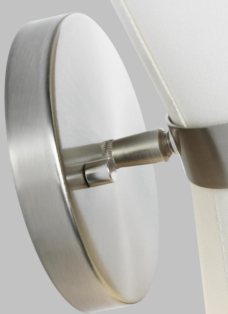 Clark One Light Wall / Bath Sconce