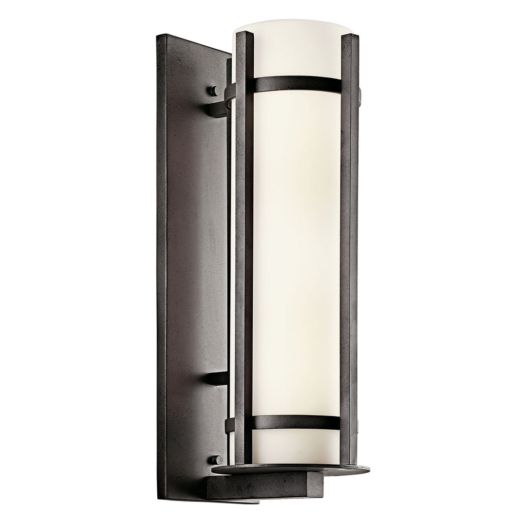 Outdoor Wall 2Lt