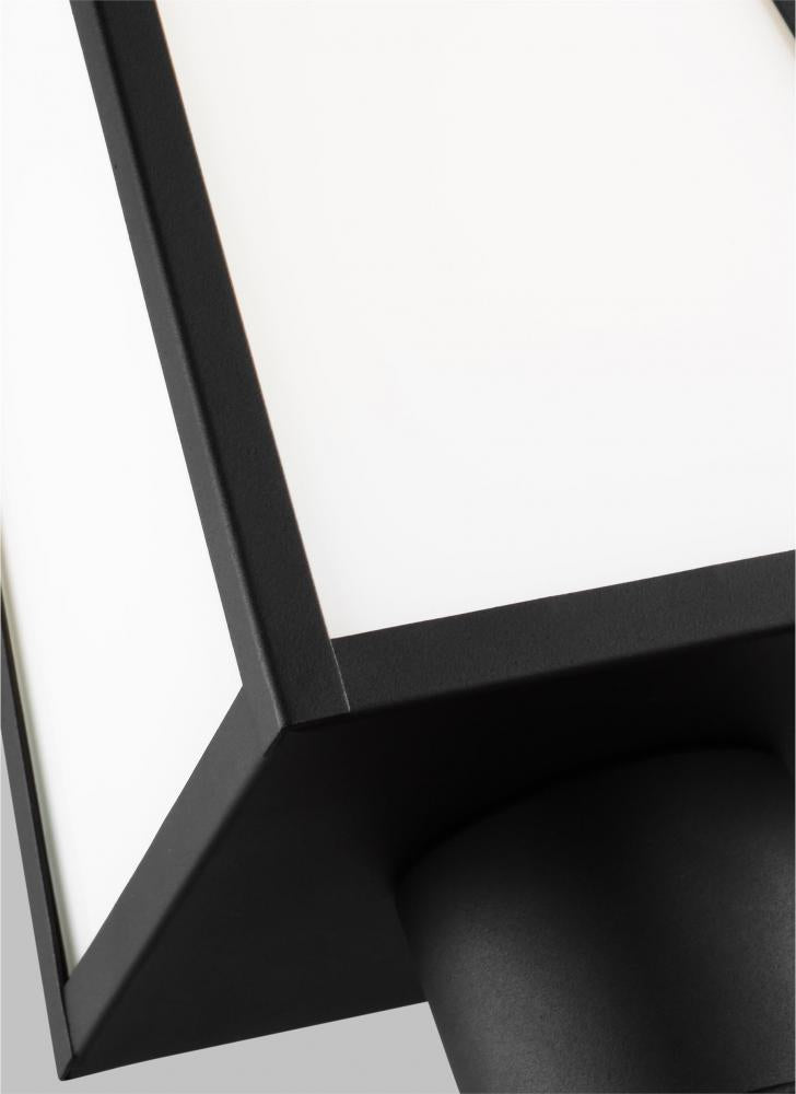 Founders One Light Outdoor Post Lantern