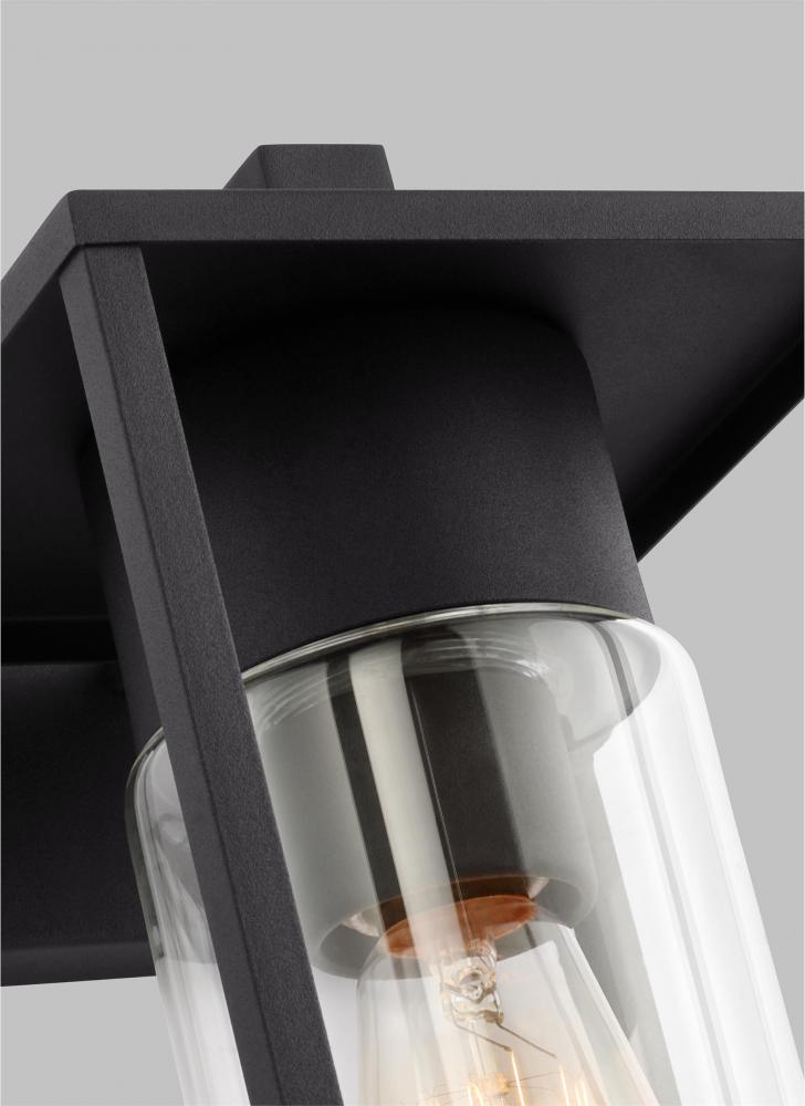 Vado Medium One Light Outdoor Wall Lantern