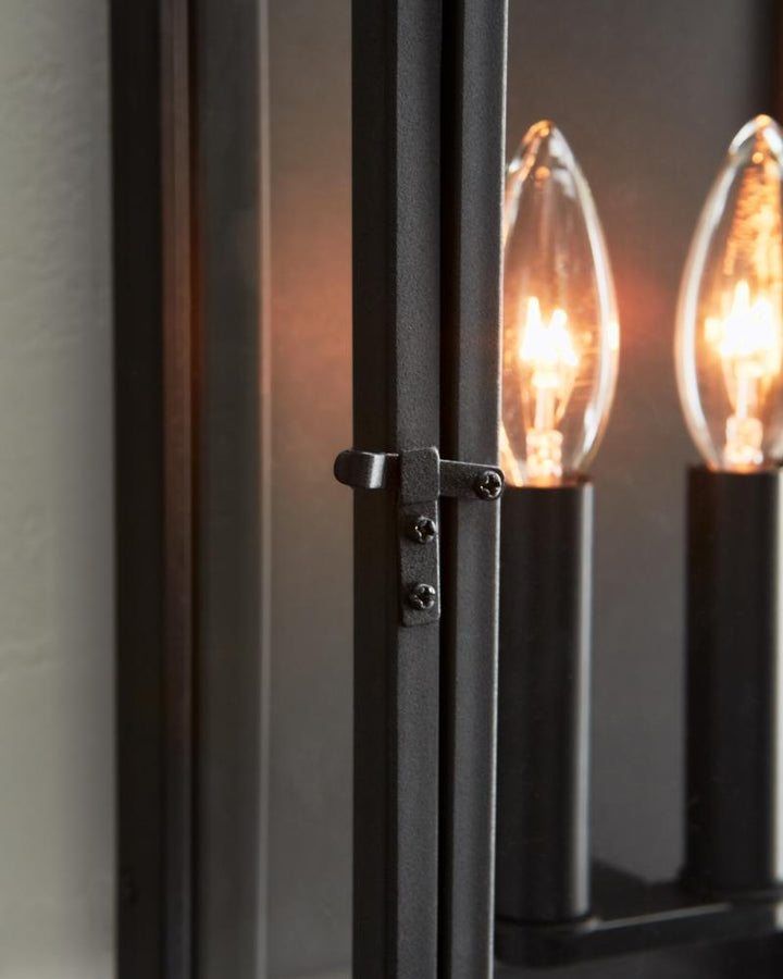 Hingham Medium Outdoor Wall Lantern