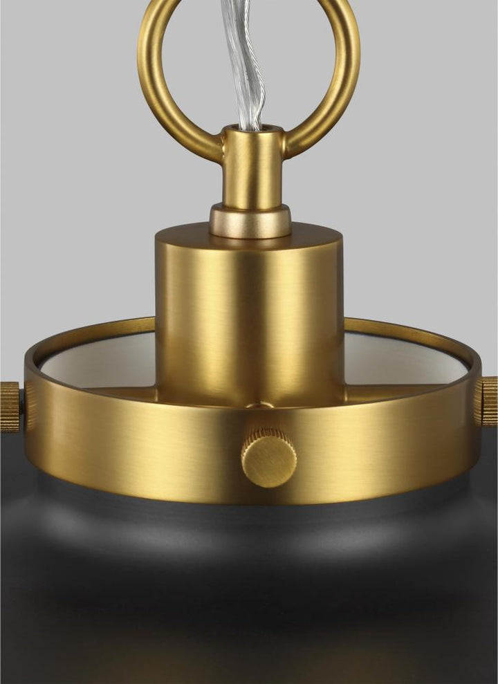 Wellfleet Medium Wide Pendant