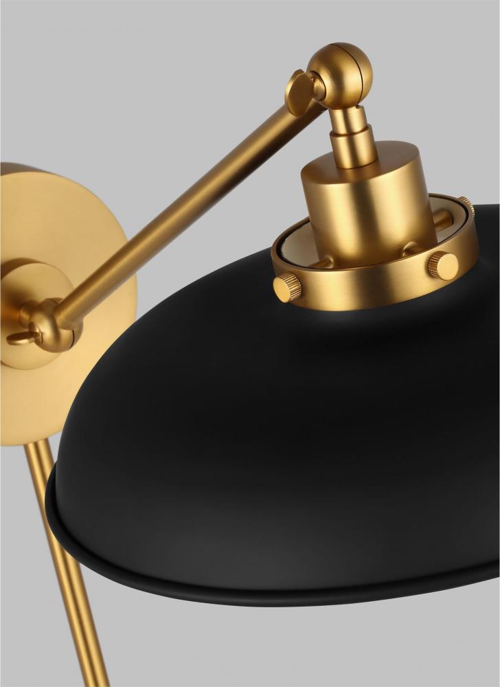 Wellfleet Single Arm Wide Task Sconce