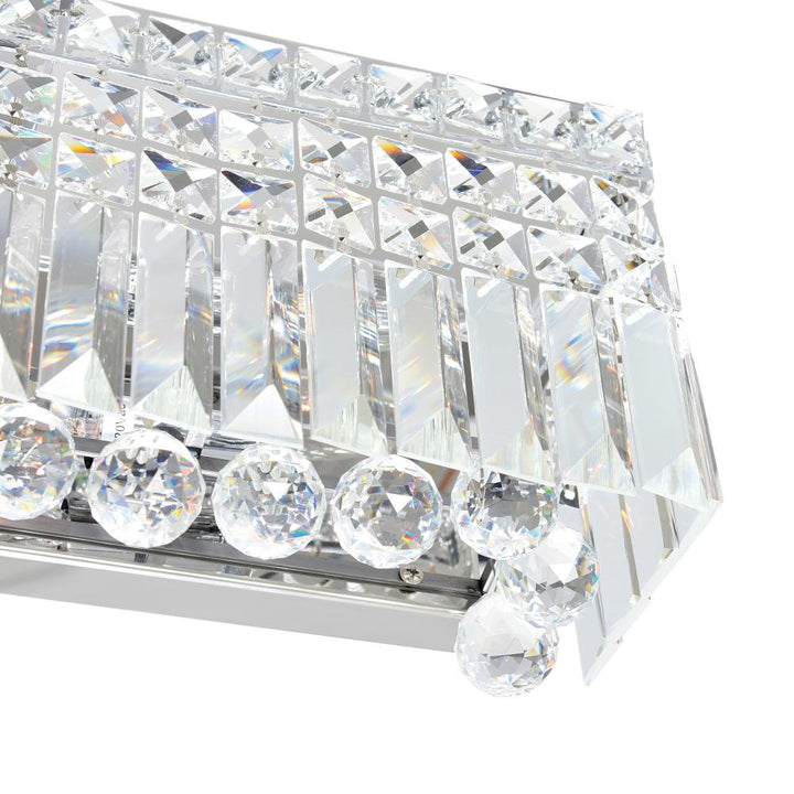 Colosseum 6 Light Vanity Light With Chrome Finish