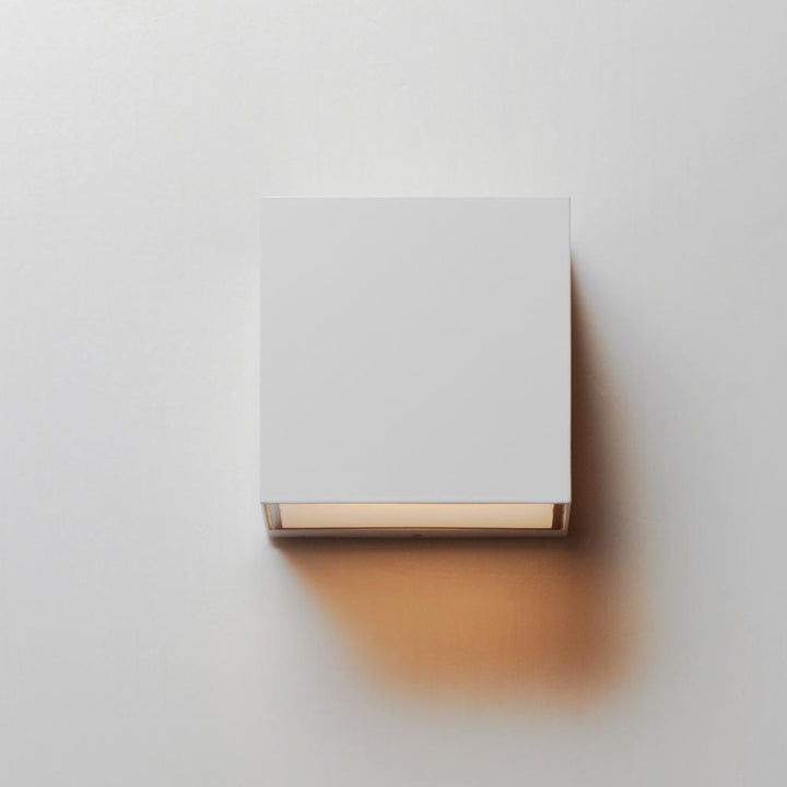 Blok-Outdoor Wall Mount