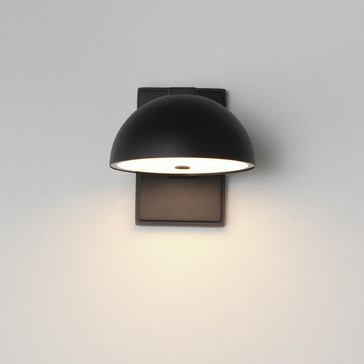 Cauldron-Outdoor Wall Mount