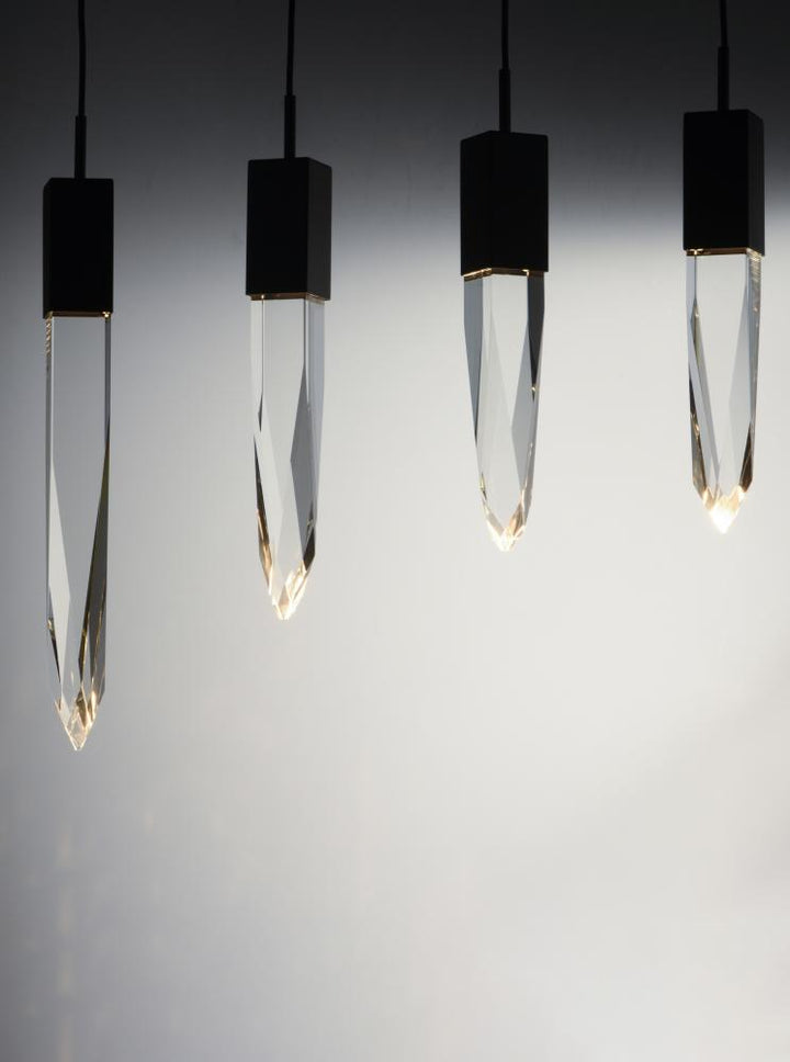 Quartz-Linear Pendant