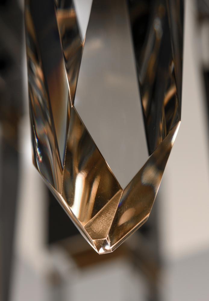 Quartz-Linear Pendant