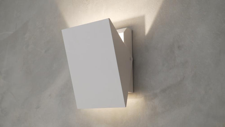 Alumilux Tilt-Outdoor Wall Mount