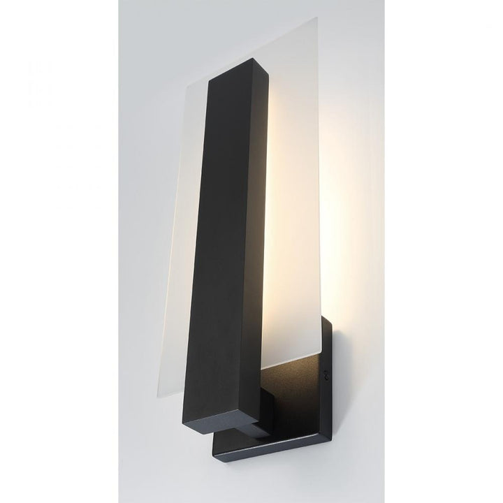 Carta 1 Light 17.75" Sconce in Black