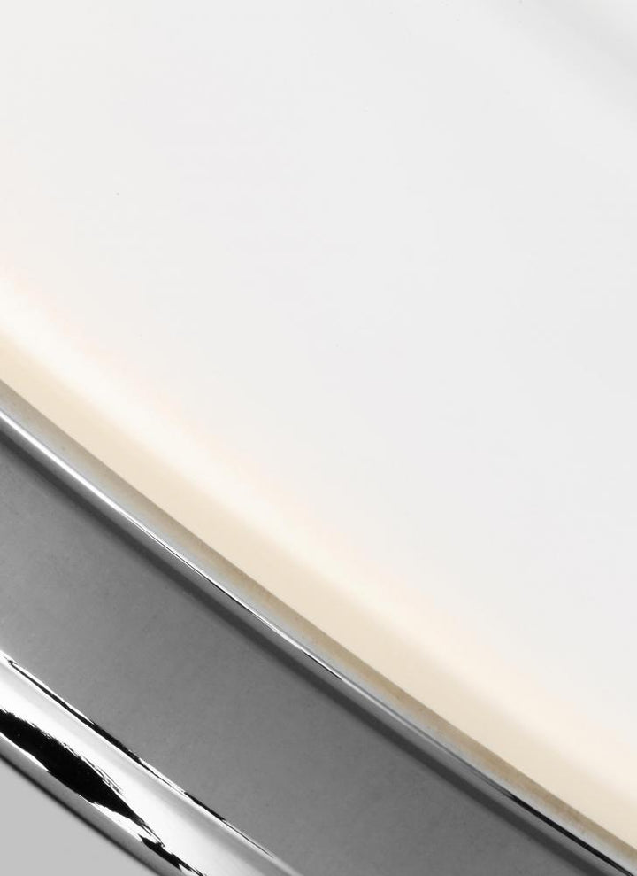 Issen Flush Mount