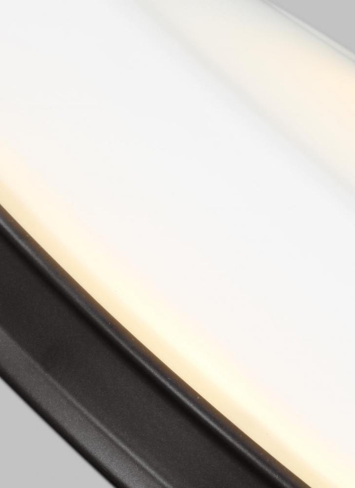 Issen Flush Mount