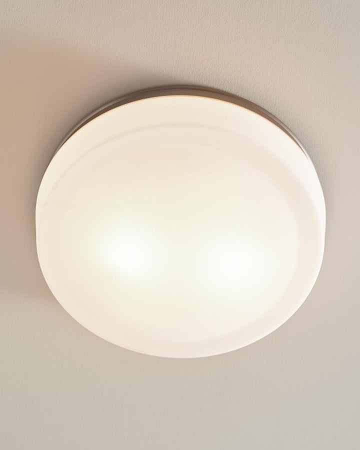 Issen Flush Mount