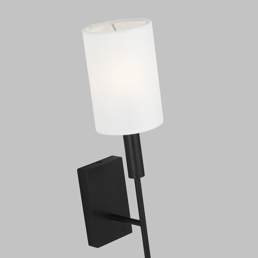 Brianna Tail Sconce