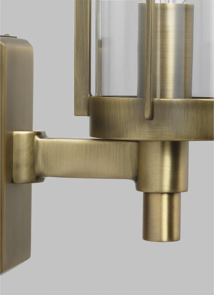 Flynn Sconce
