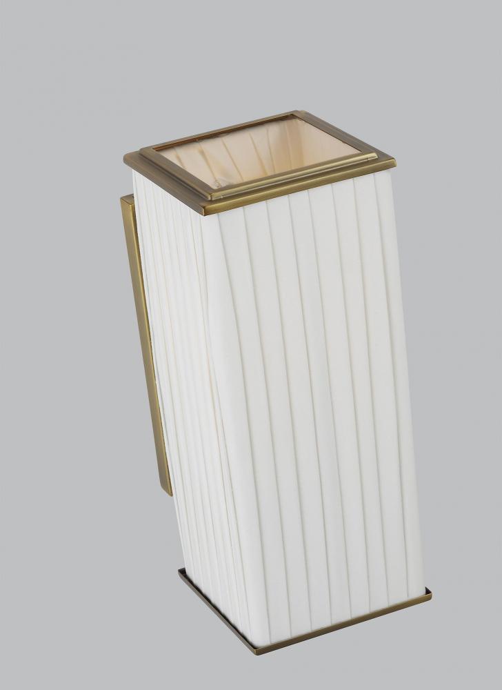 Esther Sconce