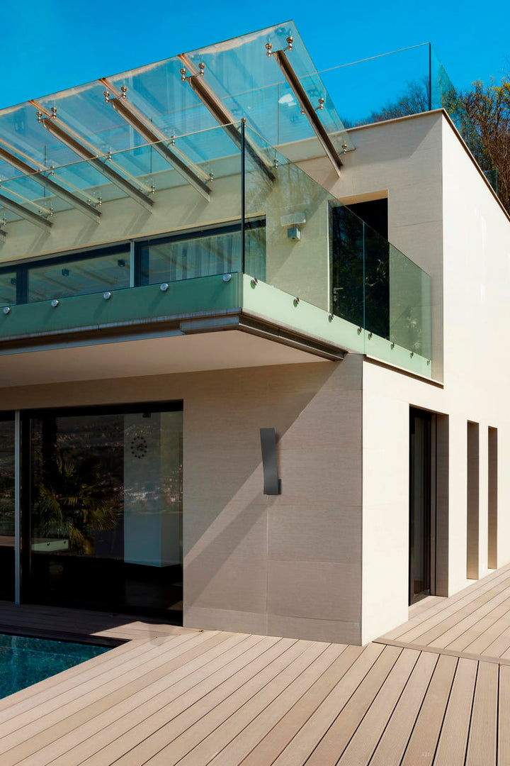 Nevis 18-in Graphite LED Exterior Wall Sconce