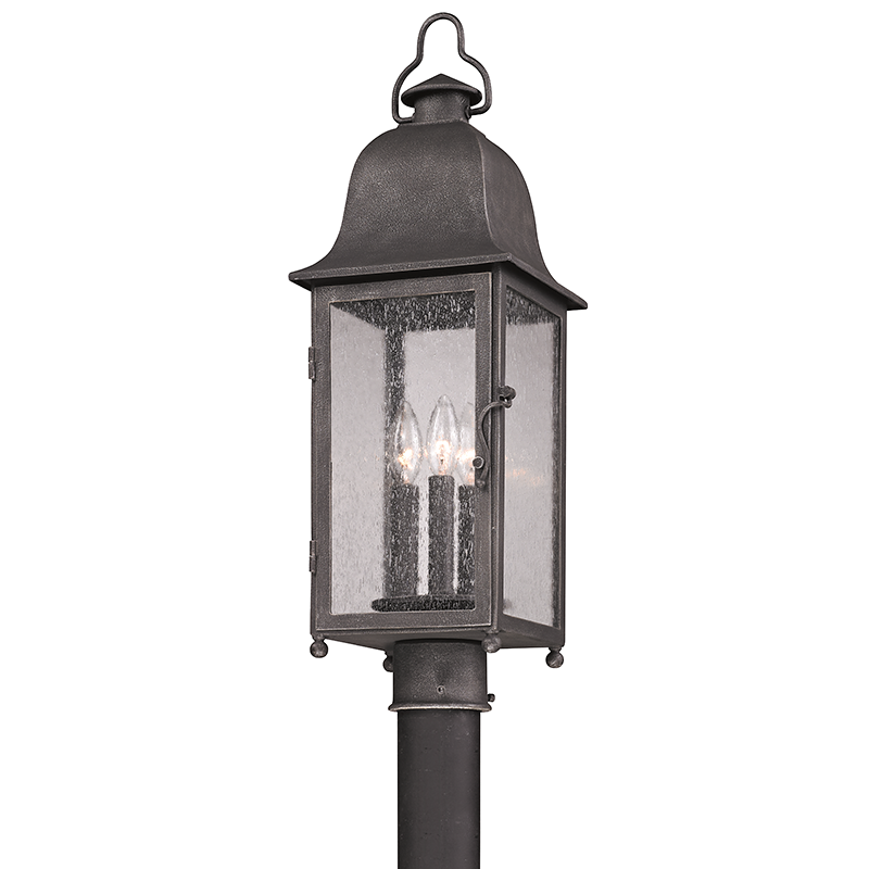 Larchmont Exterior Post