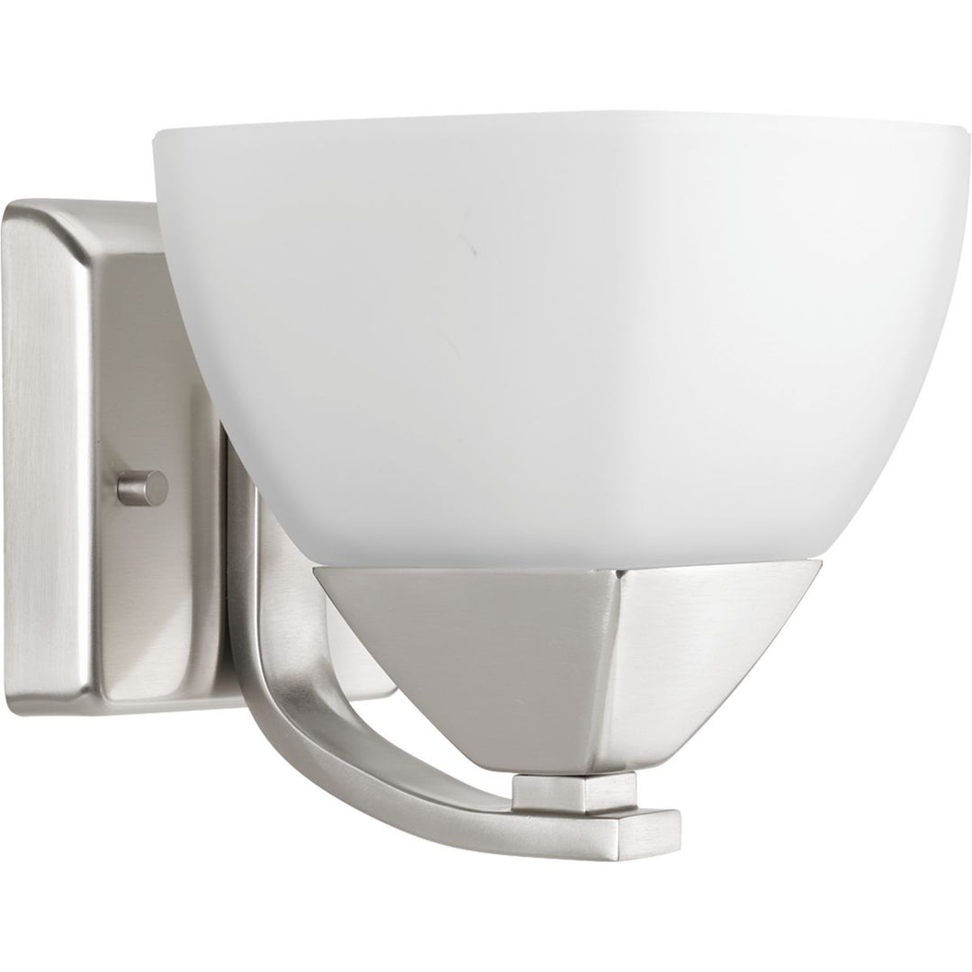P2700-09 1-100W MED BATH BRACKET