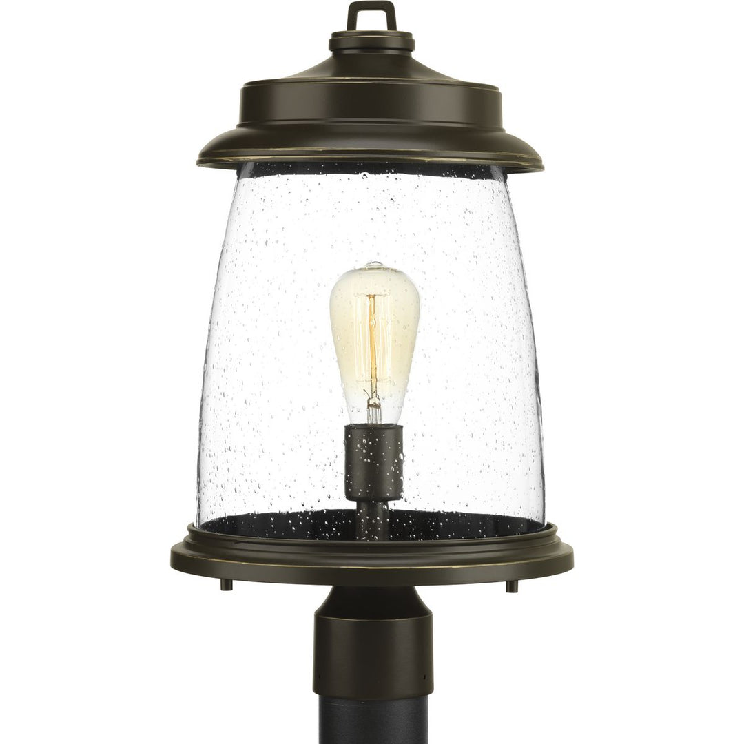 P540030-020 1-100W MED POST LANTERN