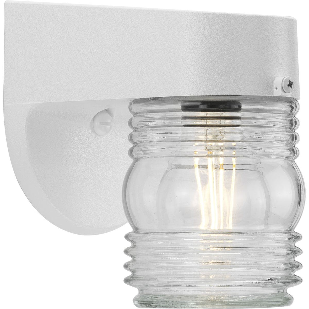 P5612-30 1-60W MED WALL LANTERN