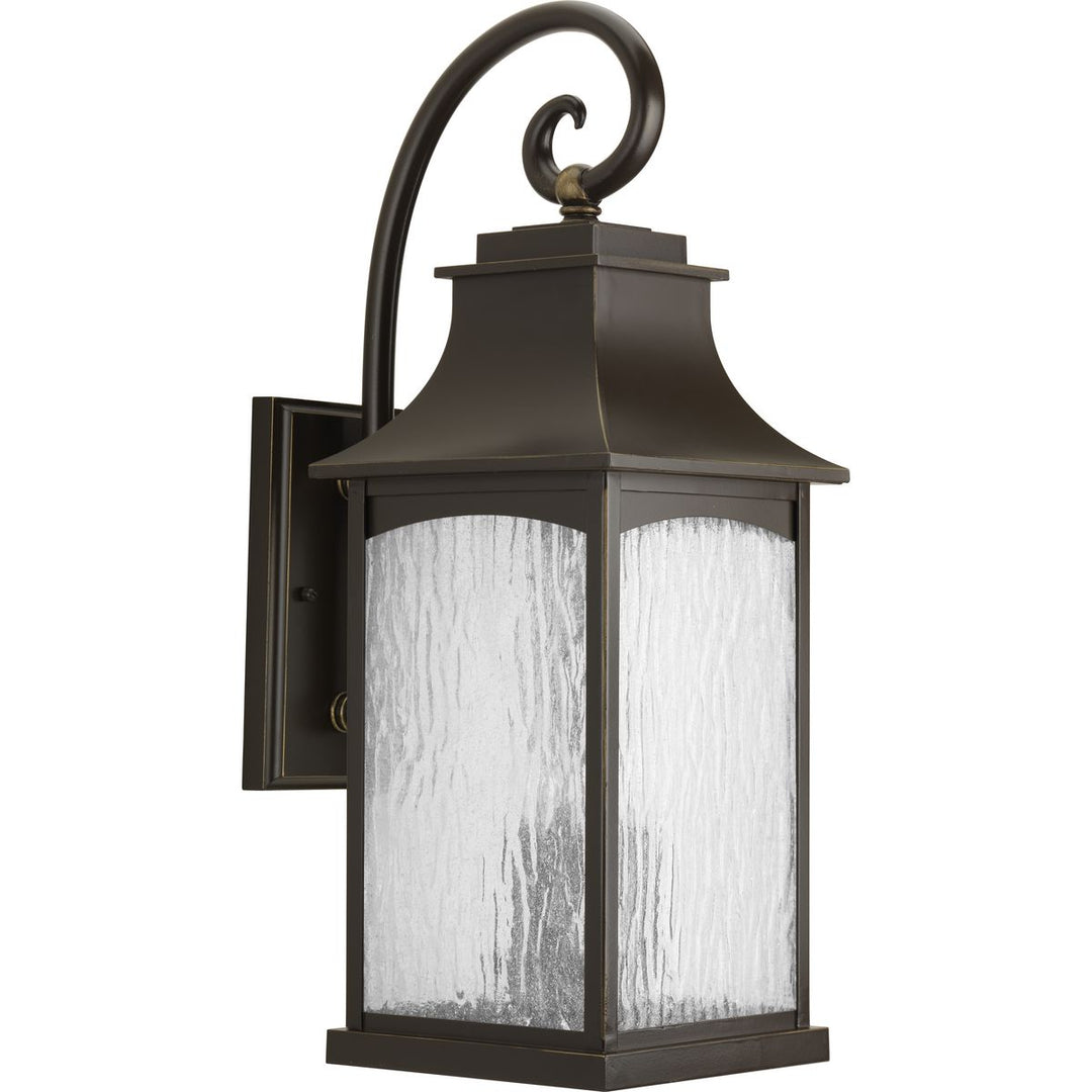 P5755-108 3-60W CAND WALL LANTERN