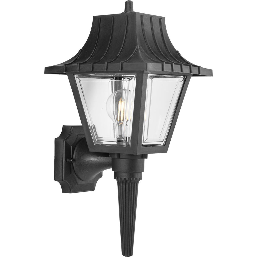 P5815-31 1-60W MED WALL LANTERN
