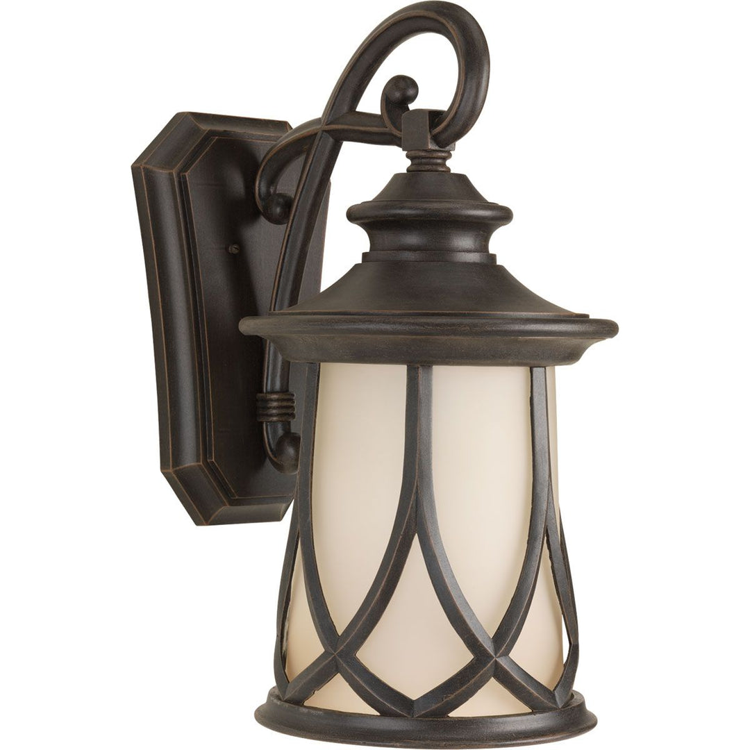 Resort 1-100W MED XL WALL LANTERN A CP