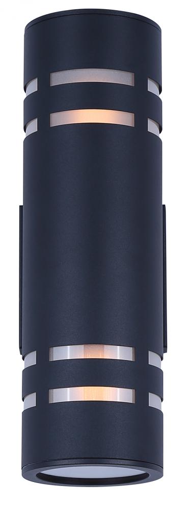 Braxton Outdoor Light