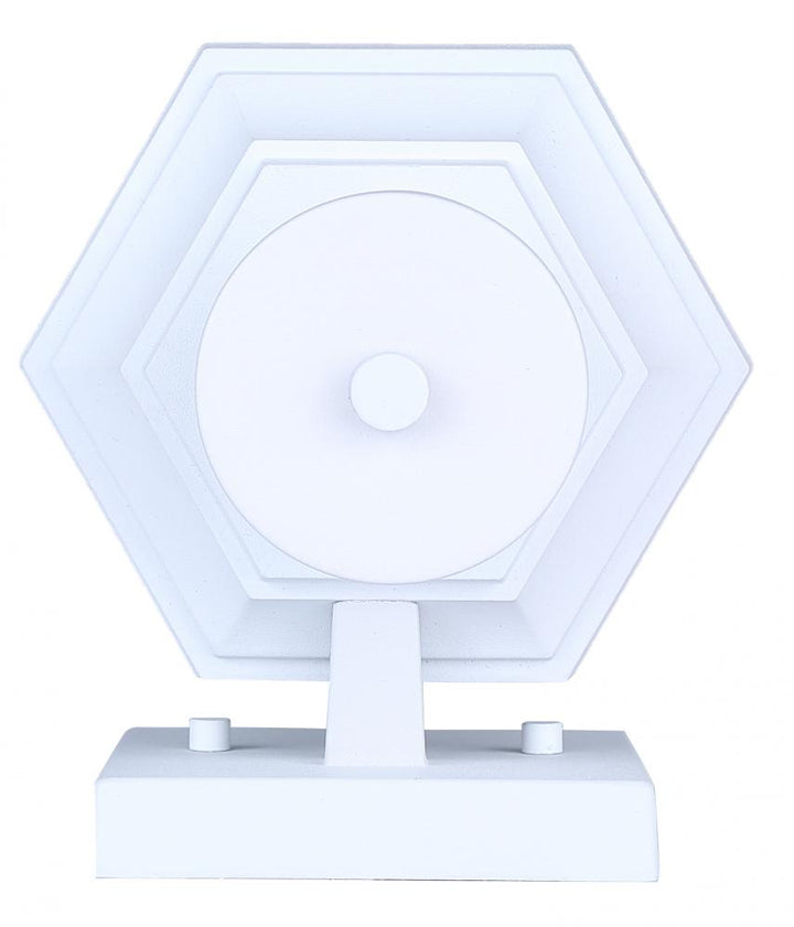 Buckly Outdoor Light