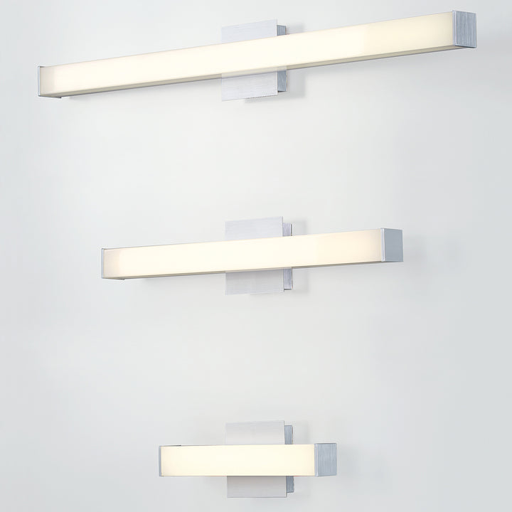 Kelvin, LED Wall Sconce, Med, Alu