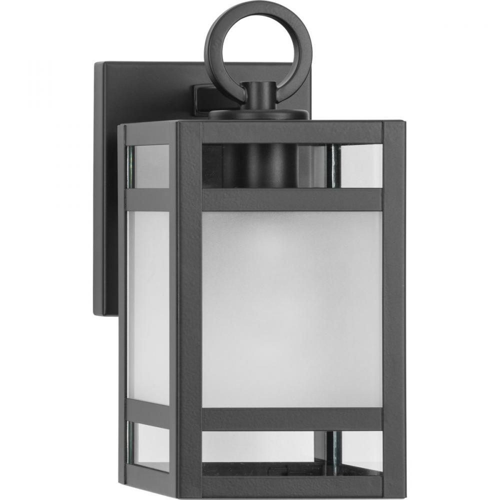 P560341-31M 1-L WALL LANTERN